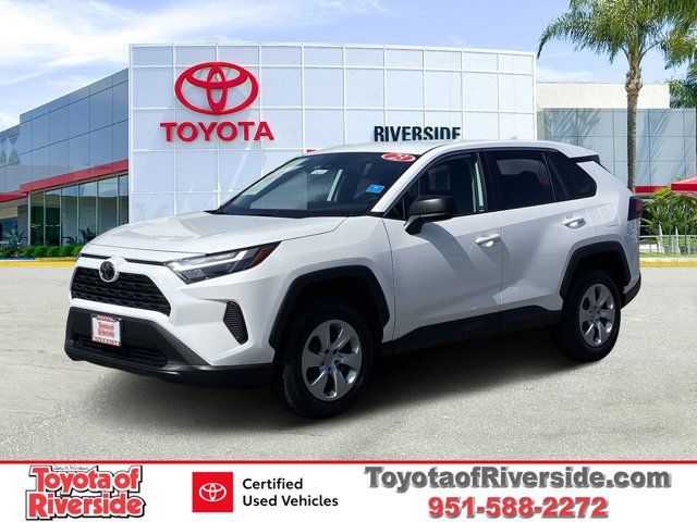 2023 Toyota RAV4 LE