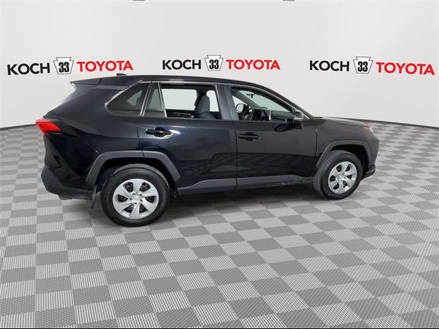 2023 Toyota RAV4 LE