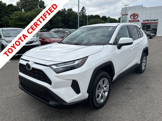 2023 Toyota RAV4 LE