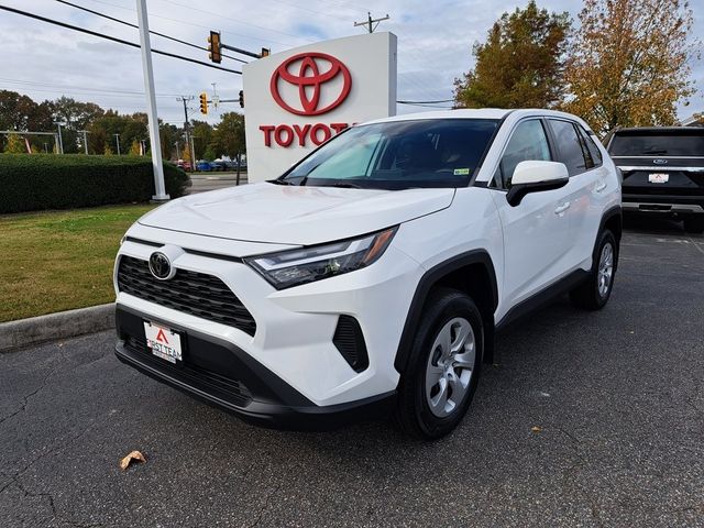 2023 Toyota RAV4 LE