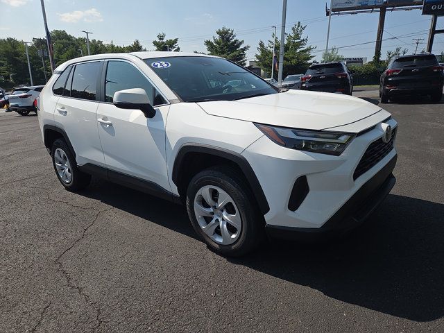 2023 Toyota RAV4 LE
