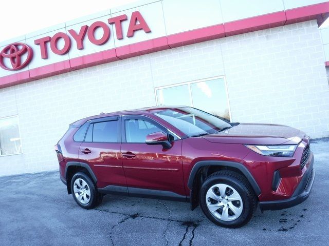 2023 Toyota RAV4 LE