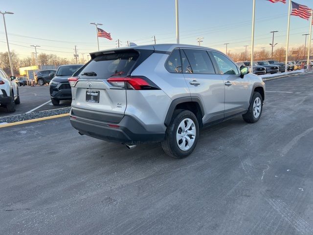 2023 Toyota RAV4 LE