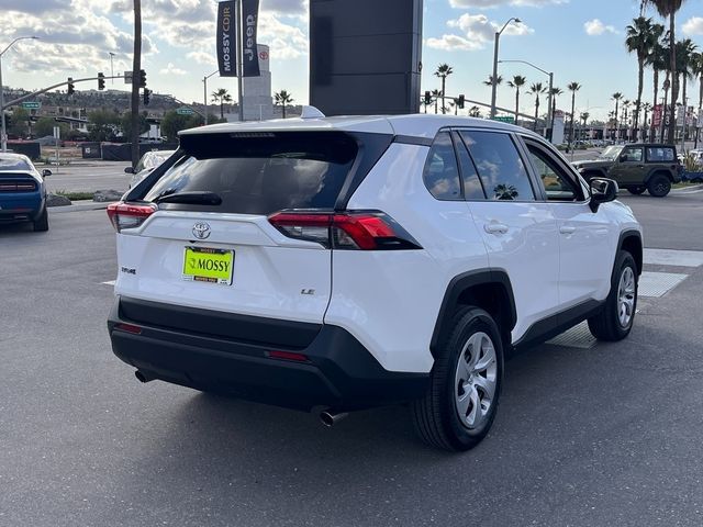 2023 Toyota RAV4 LE