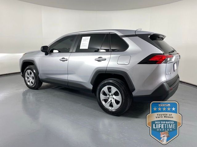 2023 Toyota RAV4 LE