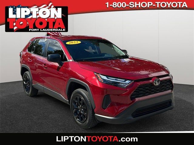 2023 Toyota RAV4 LE