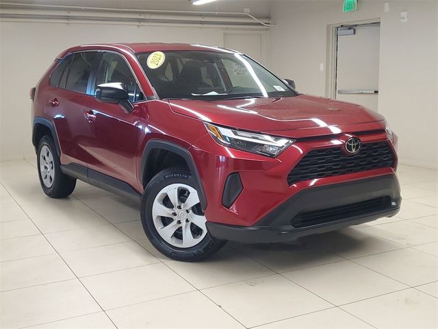 2023 Toyota RAV4 LE