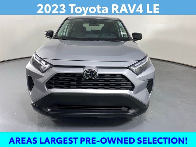 2023 Toyota RAV4 LE