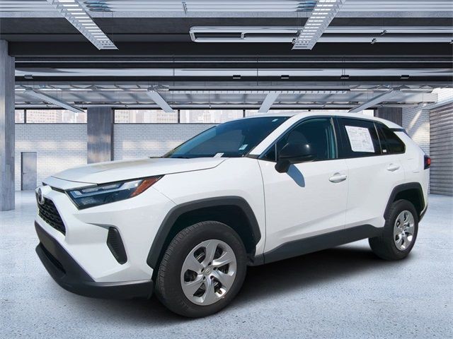 2023 Toyota RAV4 LE