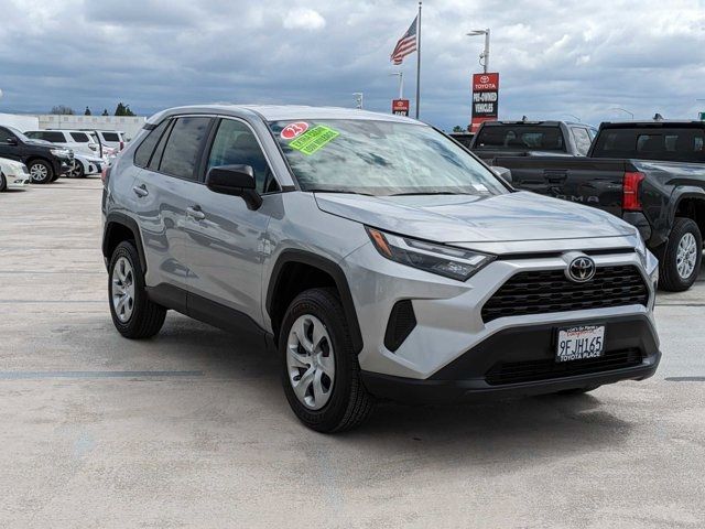 2023 Toyota RAV4 LE