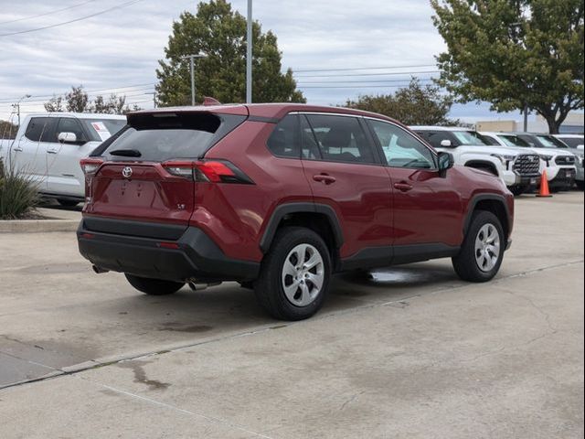 2023 Toyota RAV4 LE