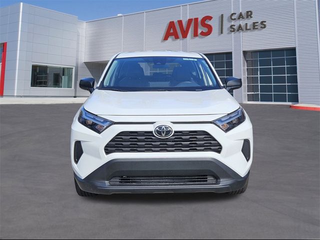 2023 Toyota RAV4 LE