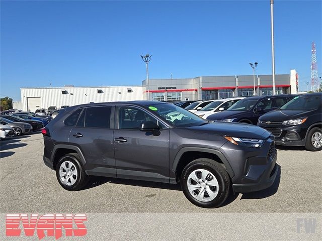 2023 Toyota RAV4 LE