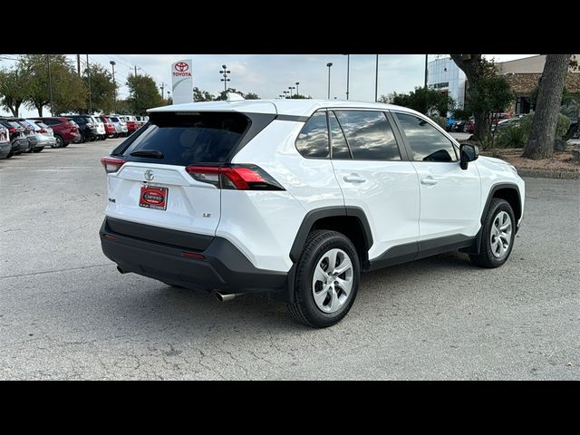 2023 Toyota RAV4 LE