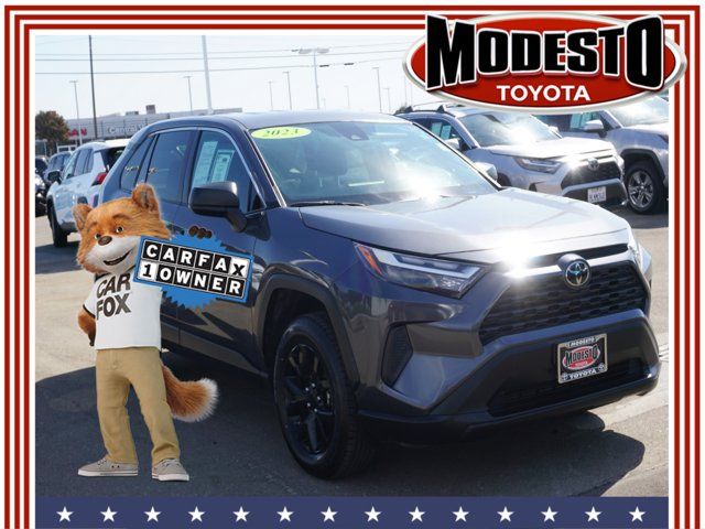 2023 Toyota RAV4 LE