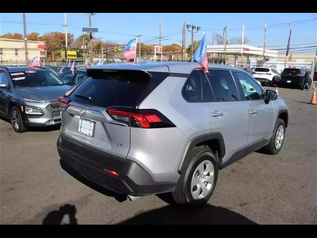 2023 Toyota RAV4 LE