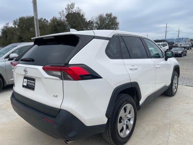 2023 Toyota RAV4 LE