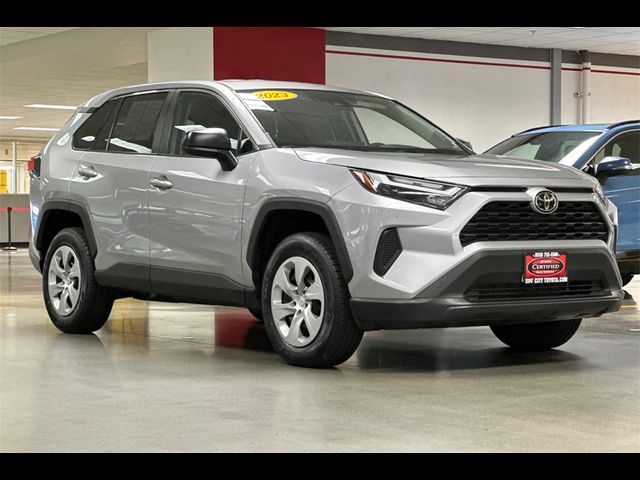 2023 Toyota RAV4 LE