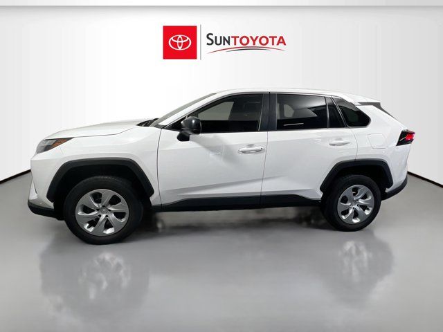 2023 Toyota RAV4 LE