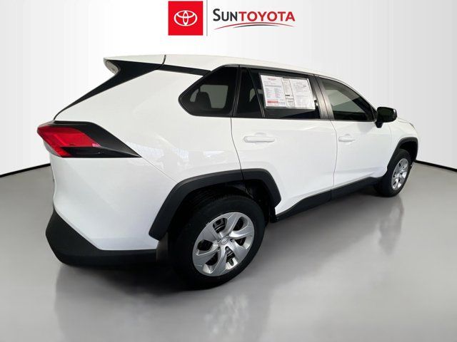 2023 Toyota RAV4 LE