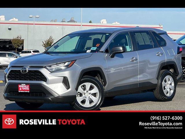 2023 Toyota RAV4 LE