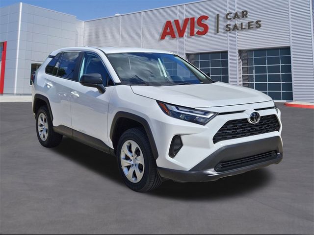 2023 Toyota RAV4 LE