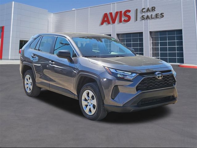 2023 Toyota RAV4 LE