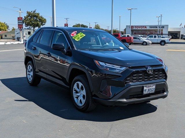 2023 Toyota RAV4 LE