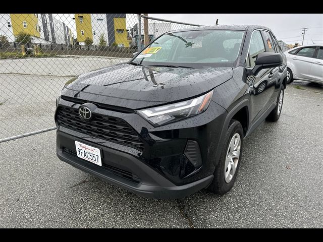 2023 Toyota RAV4 LE