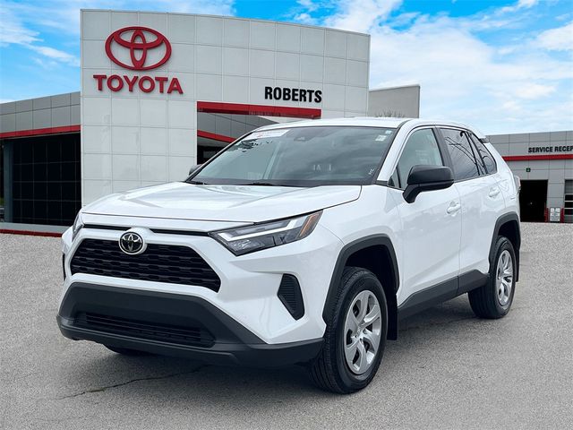 2023 Toyota RAV4 LE