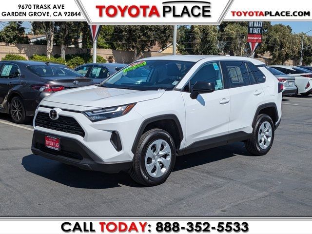 2023 Toyota RAV4 LE