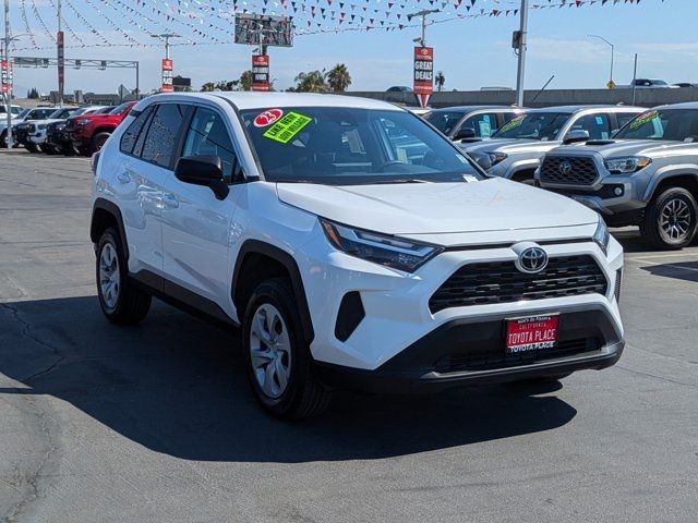 2023 Toyota RAV4 LE