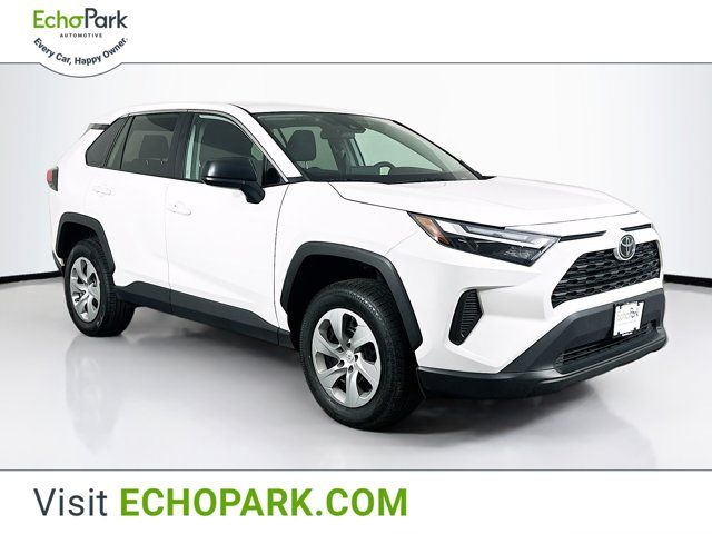 2023 Toyota RAV4 LE