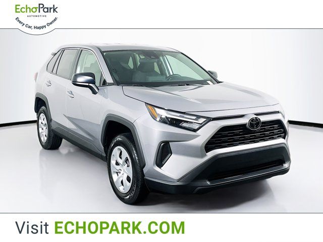 2023 Toyota RAV4 LE