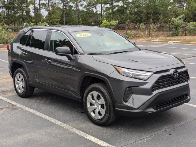 2023 Toyota RAV4 LE