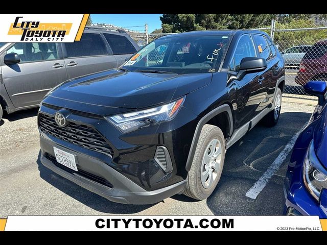 2023 Toyota RAV4 LE