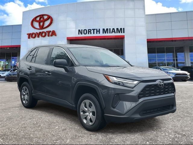 2023 Toyota RAV4 LE