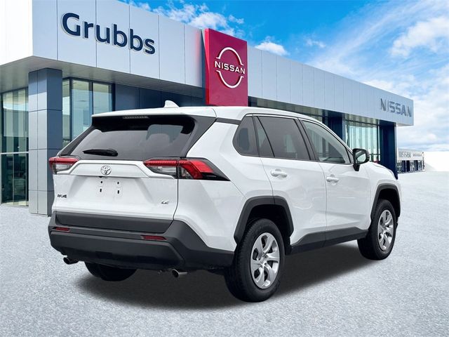 2023 Toyota RAV4 LE