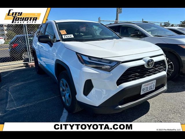 2023 Toyota RAV4 LE