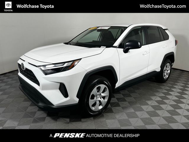 2023 Toyota RAV4 LE