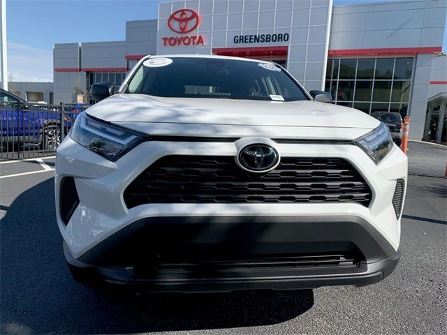 2023 Toyota RAV4 LE