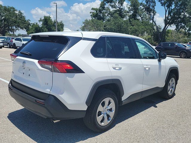 2023 Toyota RAV4 LE