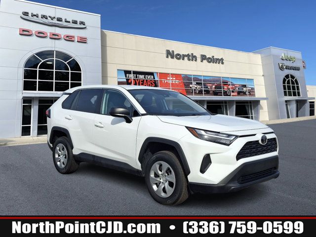 2023 Toyota RAV4 LE