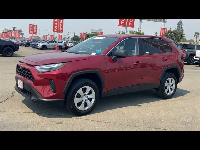 2023 Toyota RAV4 LE