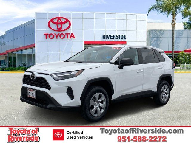 2023 Toyota RAV4 LE