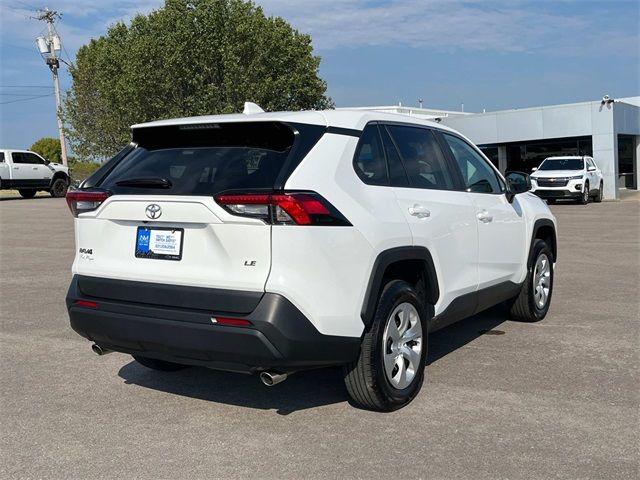 2023 Toyota RAV4 LE