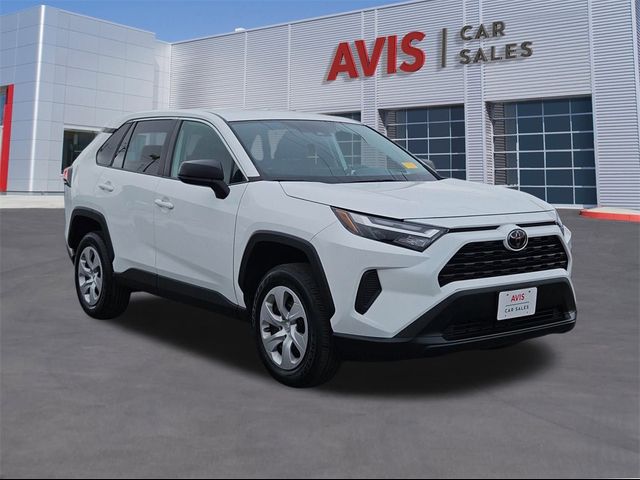 2023 Toyota RAV4 LE