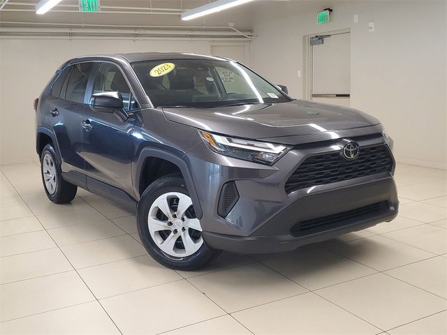 2023 Toyota RAV4 LE