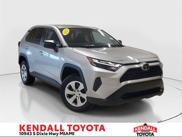 2023 Toyota RAV4 LE