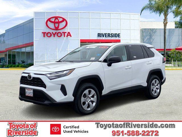 2023 Toyota RAV4 LE